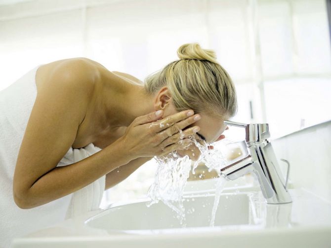 Beurer Вакуумный очиститель пор FC 40 - изображение 1