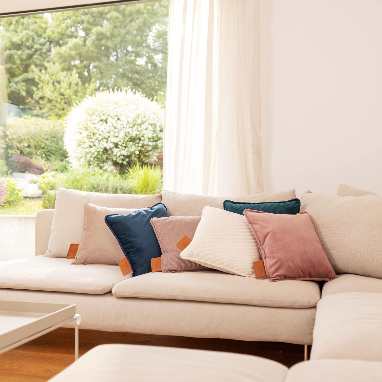 Акумуляторна електрогрілка-подушка HK 77 Smokey-taupe